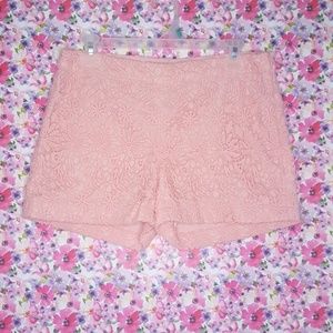 Crochet Patterned Shorts (Peach)